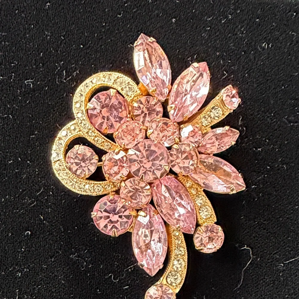 Signed Eisenberg Ice Pink Rhinestone Floral Swirl Brooch Vintage Glam